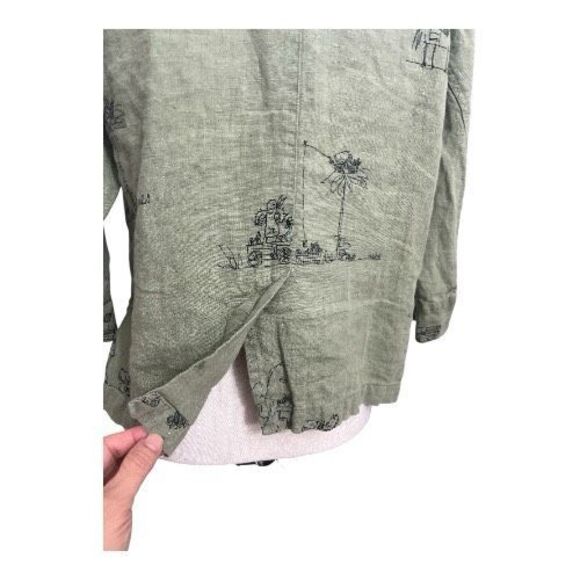 Chico's Sage Green Linen Monkey Print Button-Up Shirt Size 0 (4) Slit 3/4-Sleeve - Picture 9 of 13
